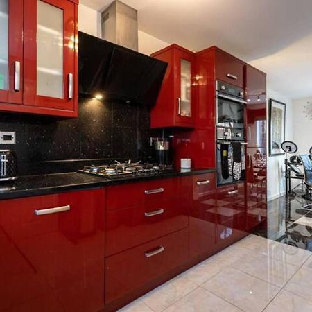 Beautifully Designed 3 Bed House - In מנצ'סטר מראה חיצוני תמונה